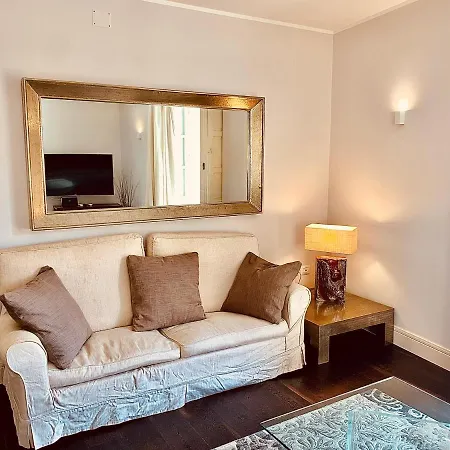 Savoia Luxury La Marina