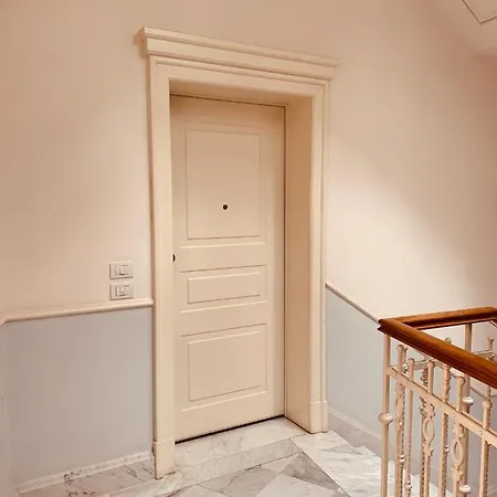 Savoia Luxury La Marina דירה קליארי