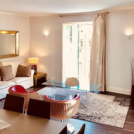 דירה Savoia Luxury La Marina קליארי