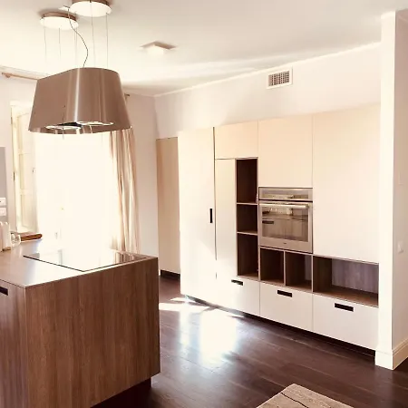 Savoia Luxury La Marina * קליארי