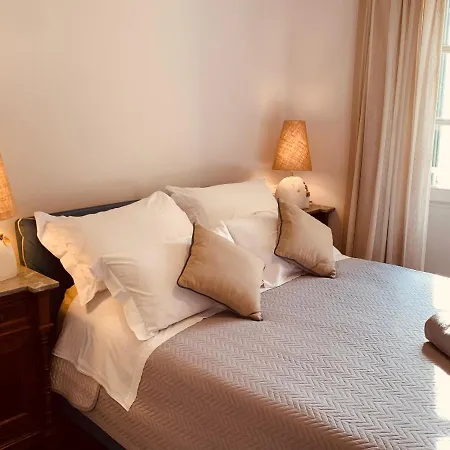 Savoia Luxury La Marina קליארי